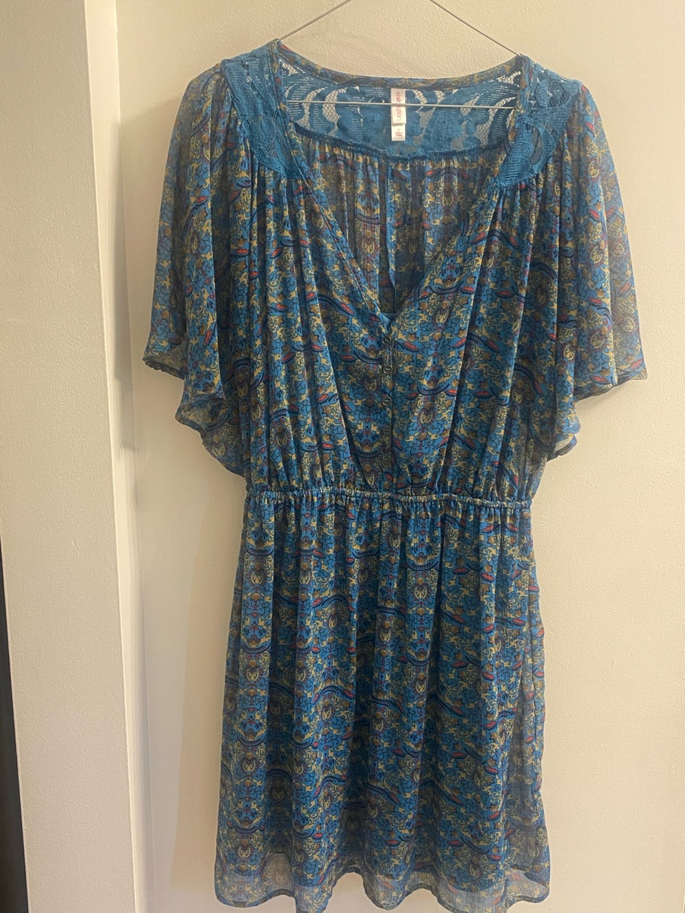 Xhilaration Blue Paisley Flutter Sleeve Dress